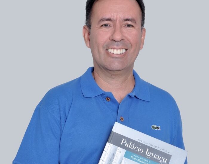 Historiador Jair Elias lança nova edição de livro sobre o Palácio Iguaçu